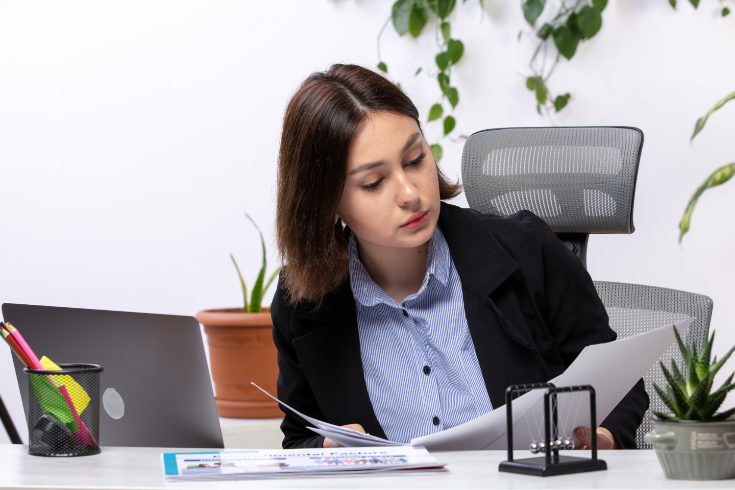 struggling with employee payroll?